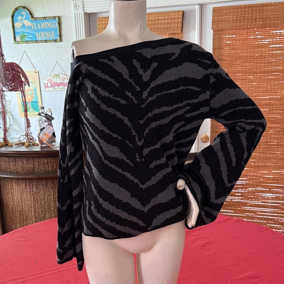 Sofia by Sofia Vergara Black and Gray Off-the-Shoulder Sweater - Picture 1 of 4